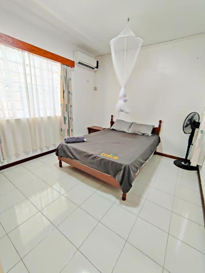 Coconut Bay Apartments Flic en Flac Экстерьер фото
